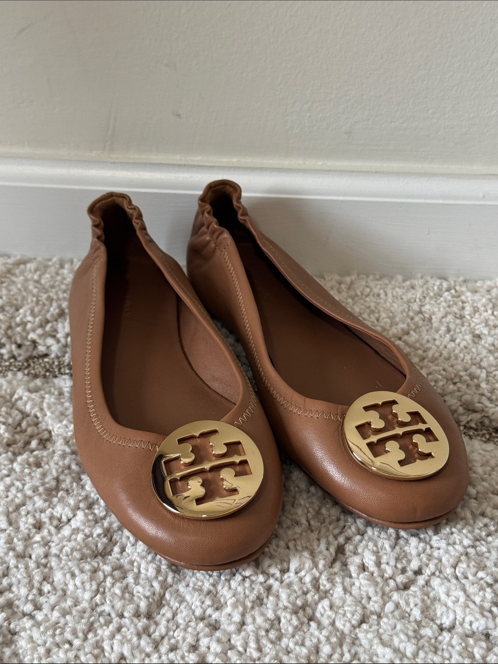 NEW Tory Burch Minnie Travel Ballet Flats in Royal Tan/Gold